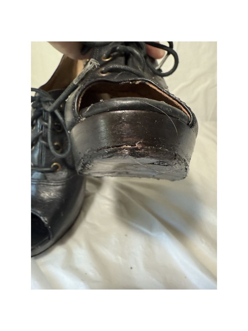 Frye Black Leather Studs Open Toe Chelsea Ankle Booties Size 8M - Picture 13 of 15